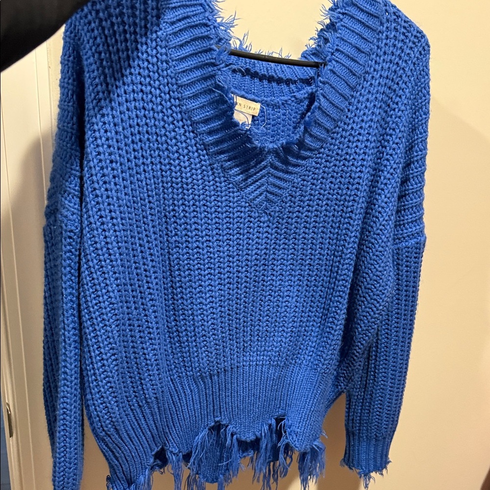 MUST GO THIS WEEK 🔥Main Strip Royal Blue Frayed V-Neck Sweater
